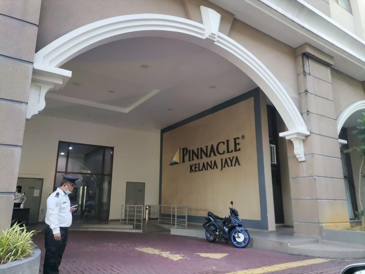 Pinnacle Kelana Jaya Петалинг-Джая Экстерьер фото